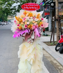 Kệ Hoa Khai Trương 53