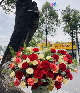 Bình hoa- Màu nắng tàn đầy