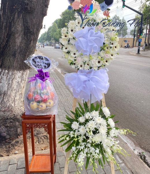 Hoa chia buồn - HV28