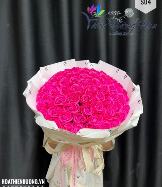 Yêu màu hồng ghét sự giả dối 04