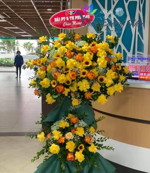 Kệ Hoa Khai Trương TDH 11