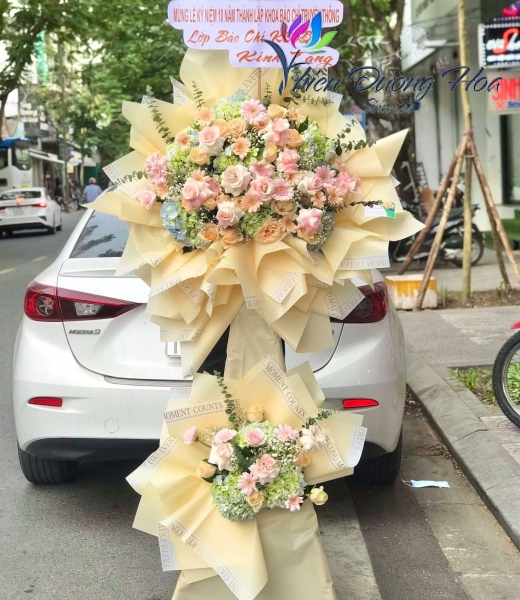 Kệ Hoa Khai Trương 54