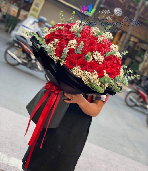 99 đóa hoa hồng T019