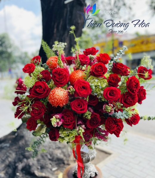 Bình hoa chúc mừng Vip- Red Mood