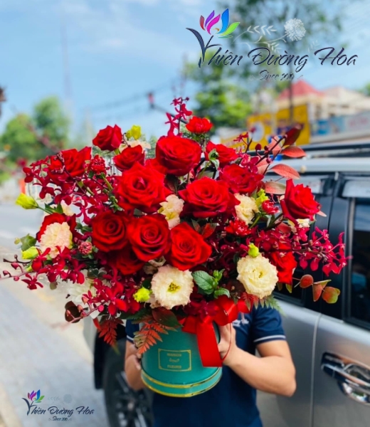 Giỏ hoa- Đỏ cháy